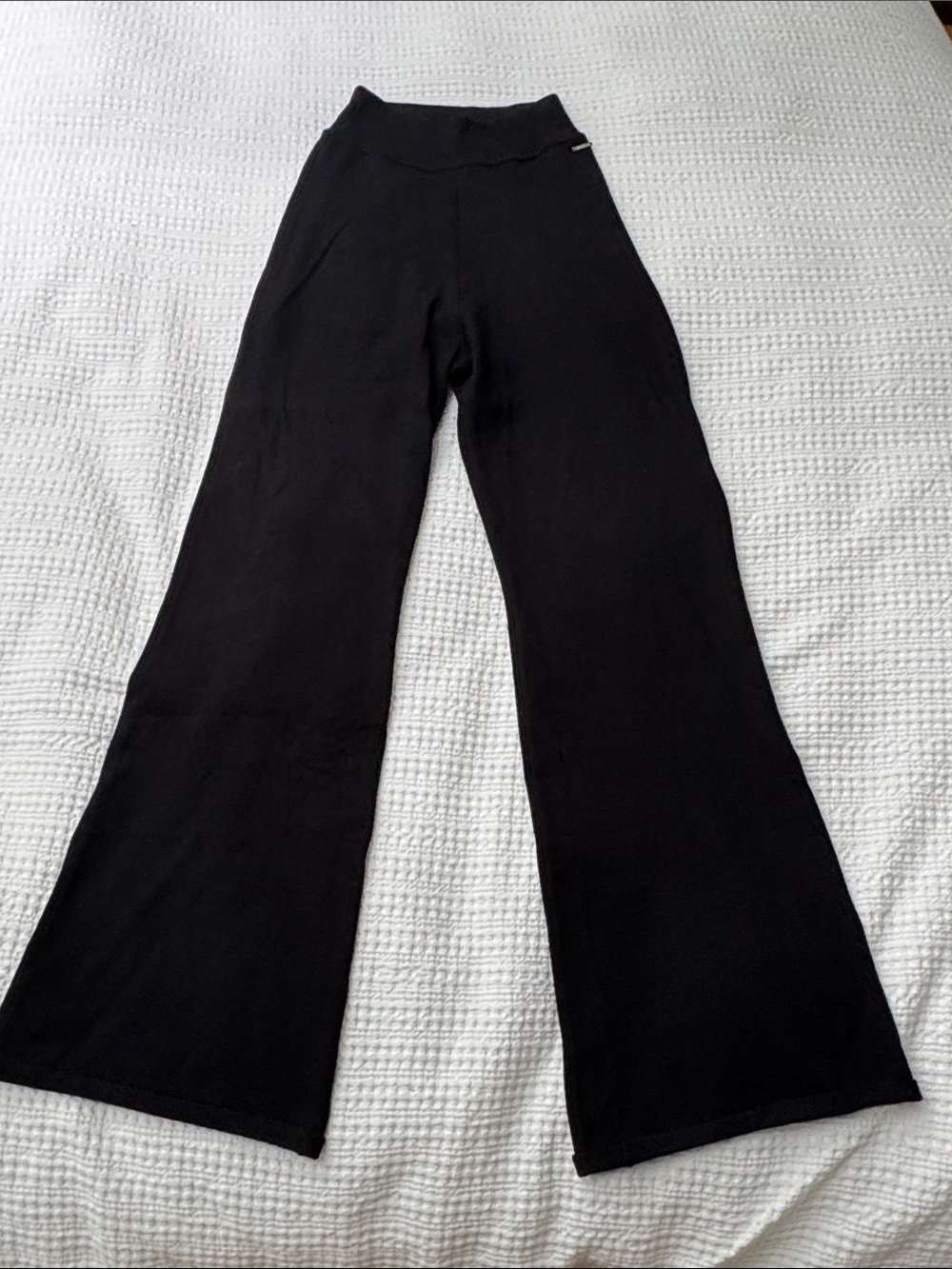 Glyder Black Wide-Leg Knit Pants
